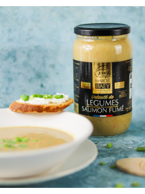 Velouté de légumes et saumon fumé 